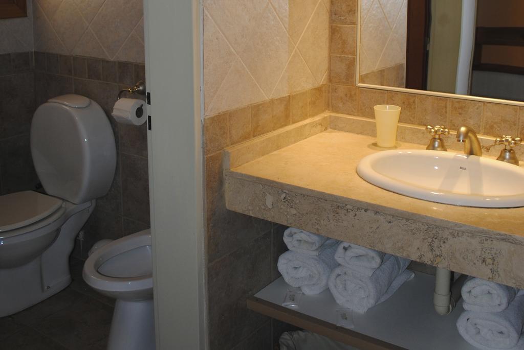 Alun Bungalows Apart San Carlos de Bariloche Zimmer foto